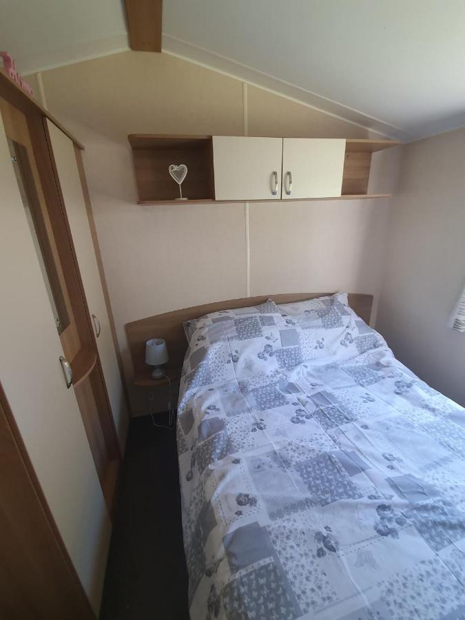 Blackmoor Farm - Caravan 3 Villa Ludchurch Ngoại thất bức ảnh